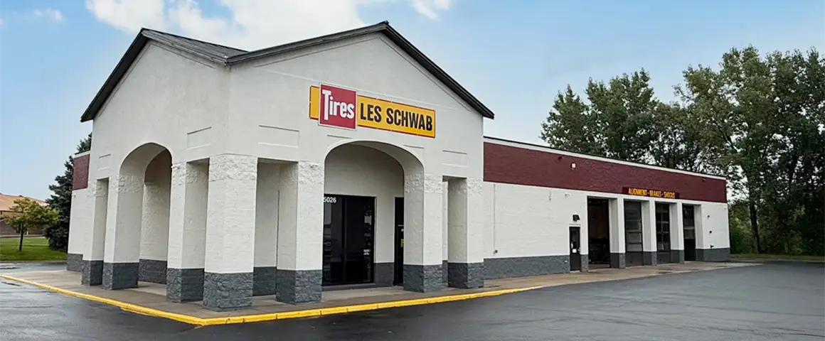 Les Schwab in Rosemount, MN