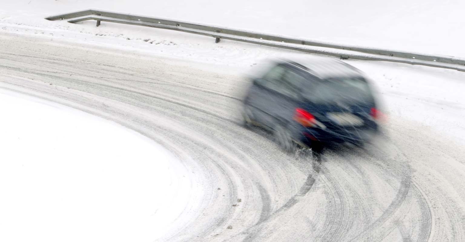 Winter Driving Tips How to Drive in Snow Les Schwab