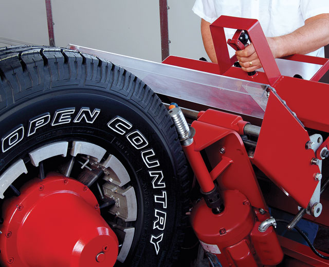 Performance Tire Siping What is Tire Siping Les Schwab