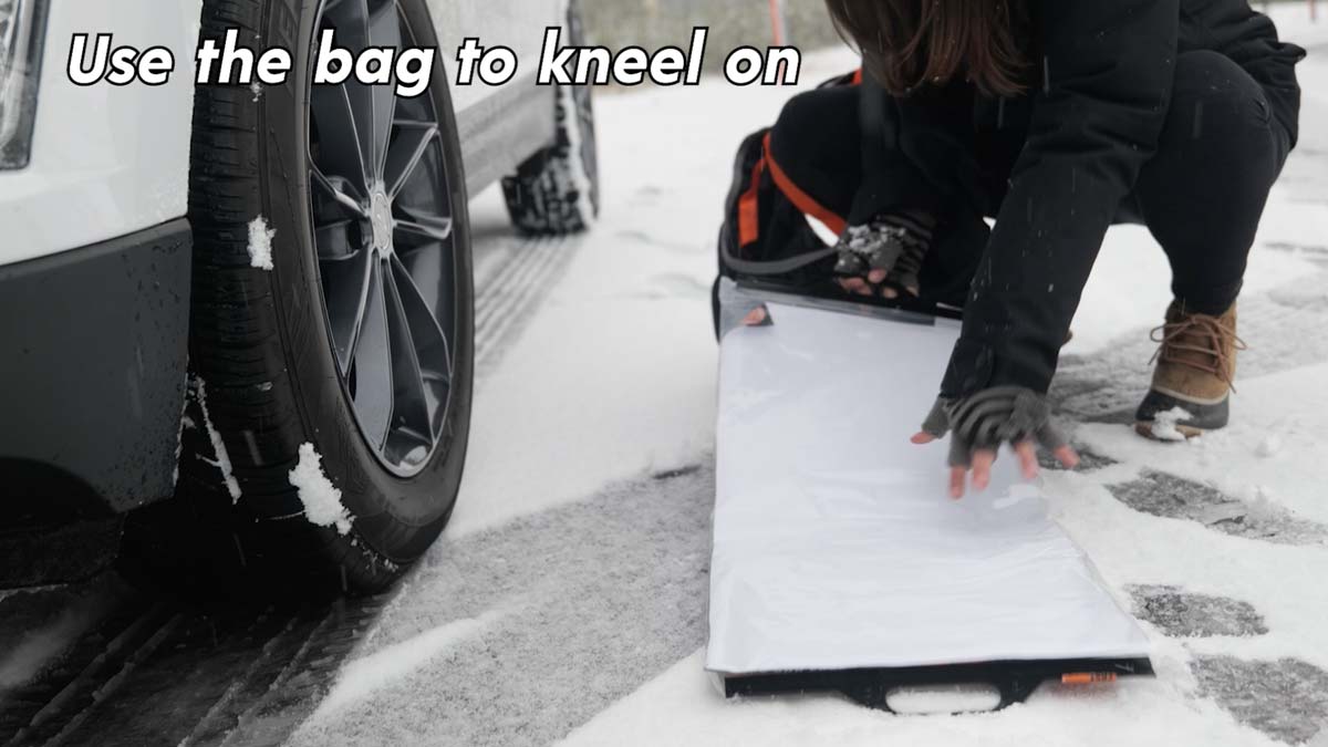 Use the bag to kneel on
