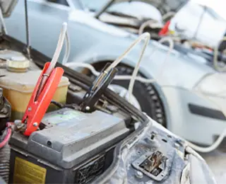 Car Won't Start? How to Tell If It's the Battery or Alternator - Les Schwab