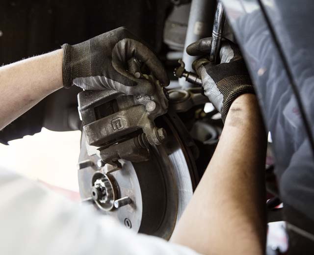 Brake Servicing & Inspection What You Need to Know Les Schwab