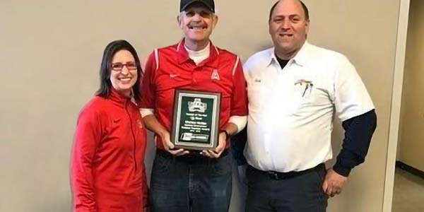 Band Plays for Les Schwab’s Tireless Teacher