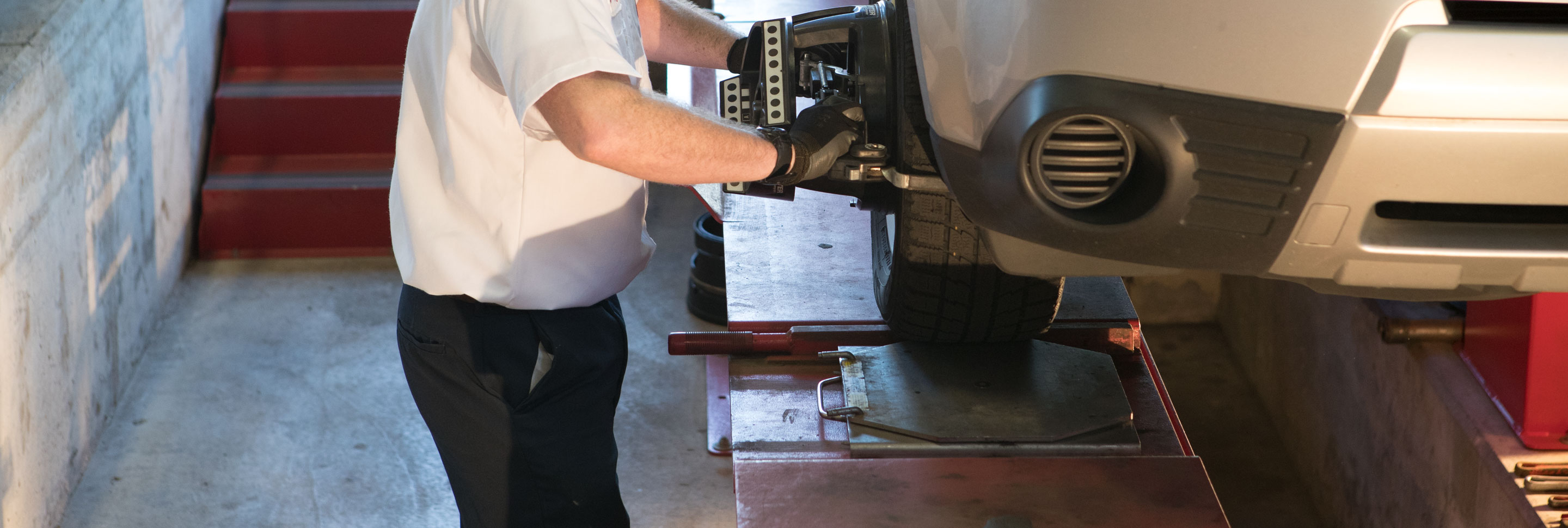 Benefits of Proper Alignment, Suspension Maintenance Les Schwab